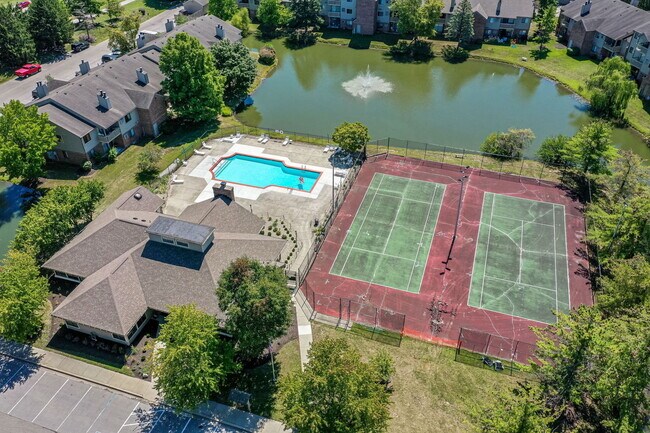 Foto del edificio - 4341 Village Pkwy Cir W