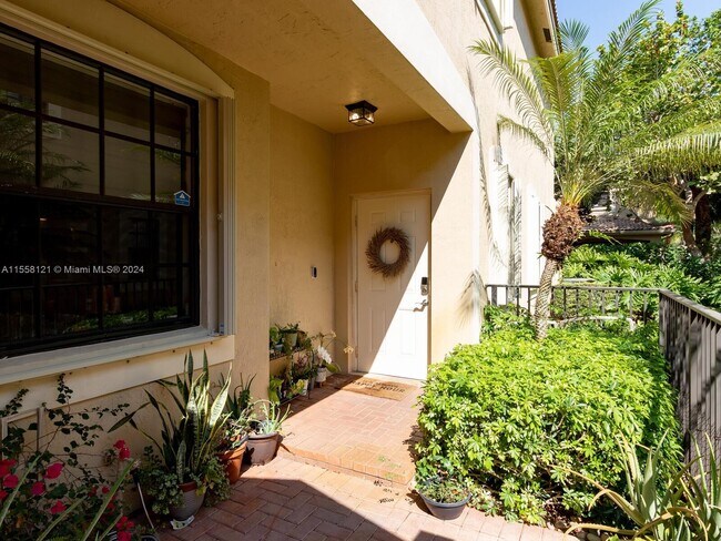 Foto del edificio - 4060 Timber Cove Ln