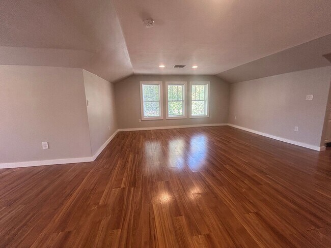 Foto del edificio - 5309 N Seminole Ave
