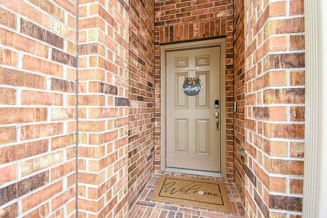 Building Photo - 23819 Naples Shore Dr