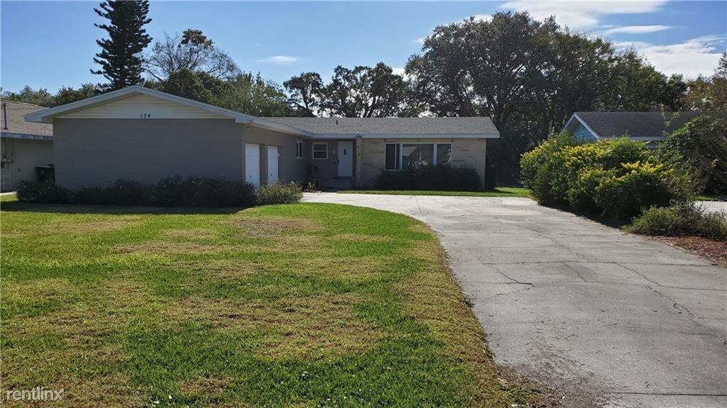 Foto principal - 3 br, 2 bath House - 136 Hampden Rd