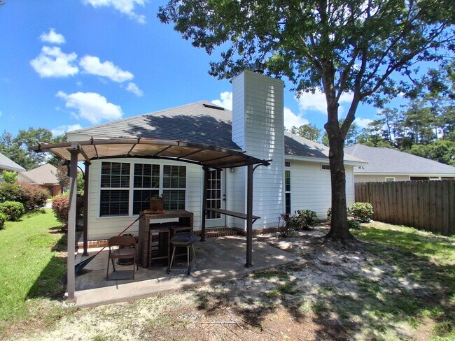 Foto del edificio - 3 Bedroom, 2 Bath Home in Valdosta