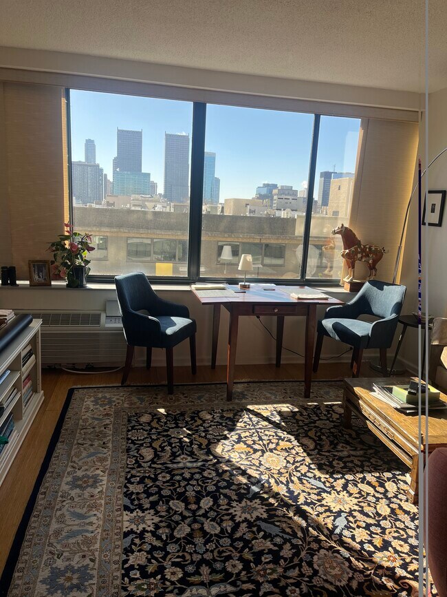 VISTA del horizonte - 2001 Hamilton St