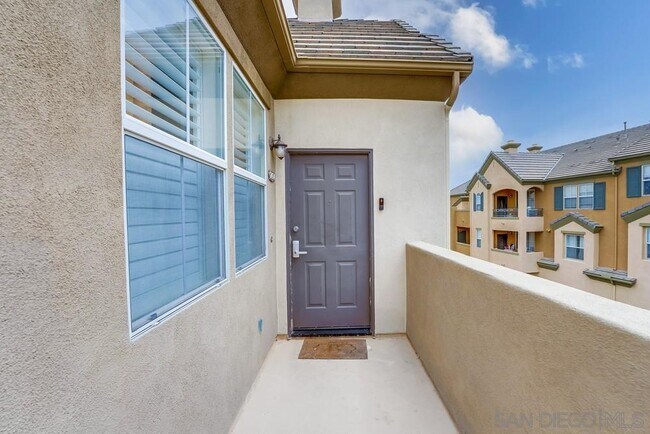 Foto del edificio - 1893 Lorient Pl