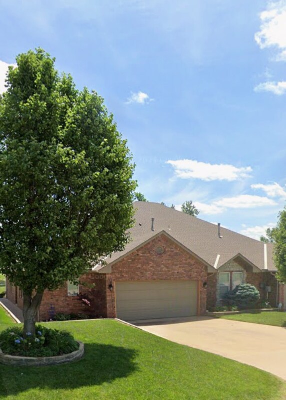 Foto principal - 12007 Ashford Dr