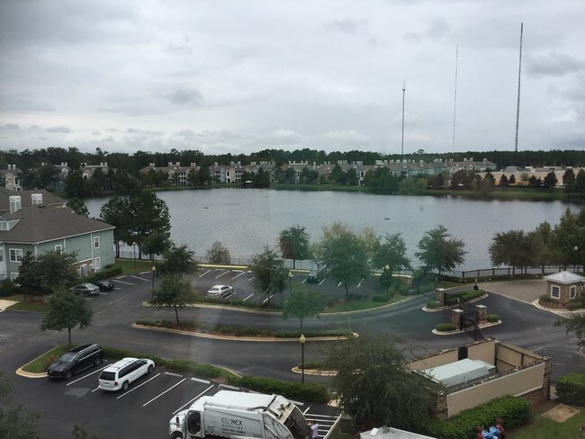 Foto del edificio - 4480 Deerwood Lake Pky