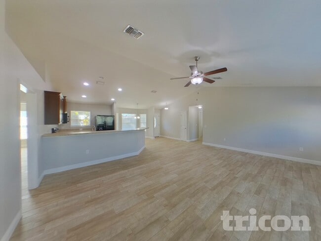 Foto del edificio - 22404 Cheryl Ave