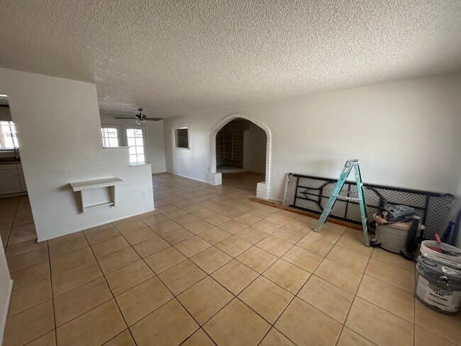 Foto del edificio - 7132 W Devonshire Ave