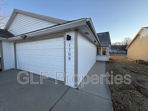 Building Photo - 1708 Prairie Ave