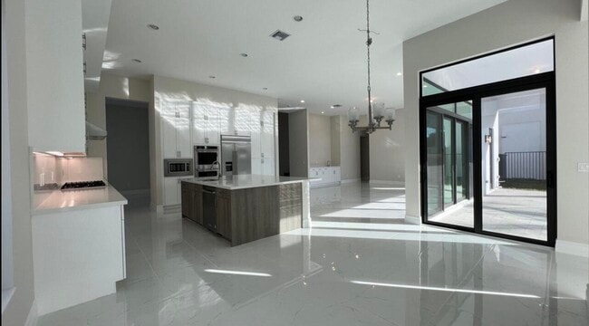 Building Photo - 17179 Ludovica Ln