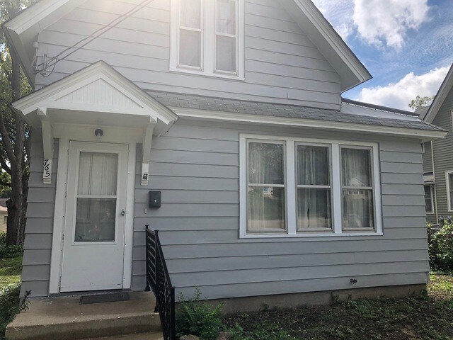 Foto principal - 765 Bluff City Blvd