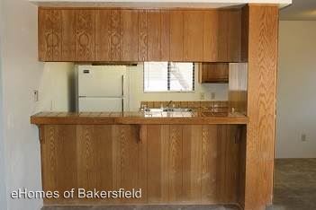 Building Photo - 2801 Villalovos Ct