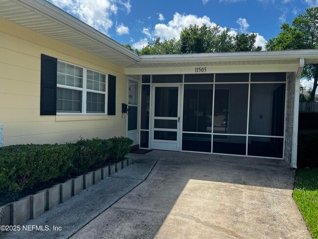 Building Photo - 11505 Inez Dr