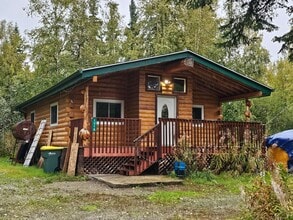 Building Photo - 1115 Chickadee Loop