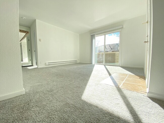Building Photo - 3385 Foxtail Terrace