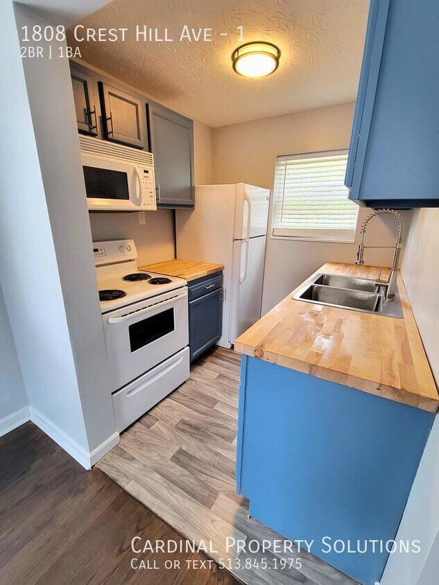 Primary Photo - NEWLY UPDATED 2-BEDROOM IN ROSELAWN