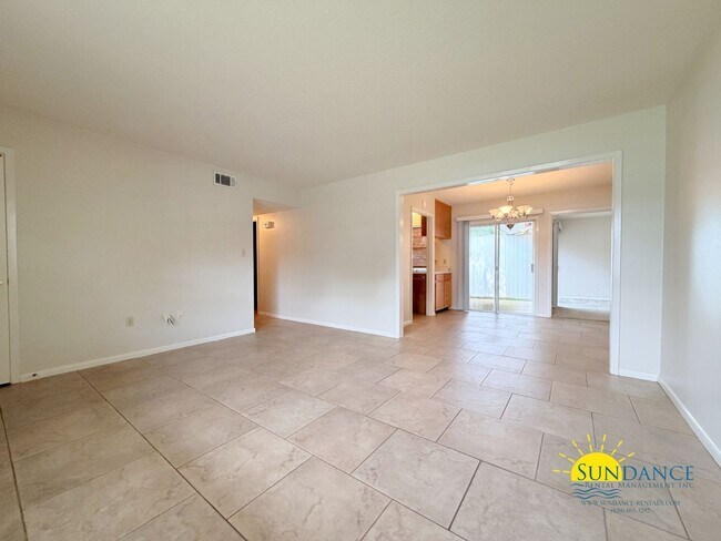 Building Photo - 3BR Home in Shalimar Near Eglin AFB!