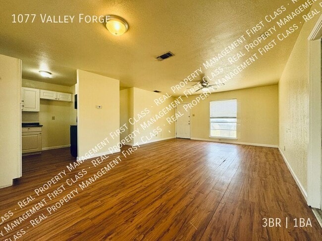 Building Photo - 1077 Vly Frg Dr