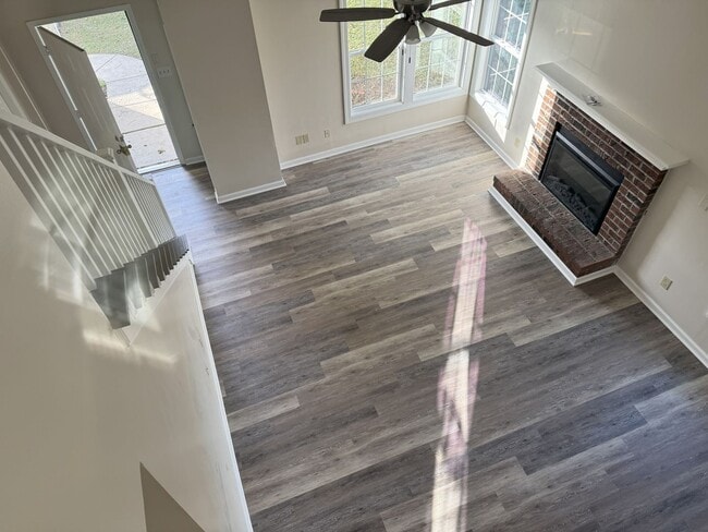 Building Photo - 106 S Forest Dr