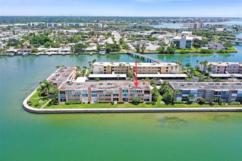 Foto principal - 7560 Bay Island Dr S