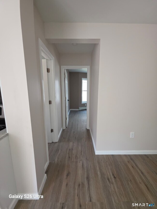 Foto del edificio - 429 Burnside Ave