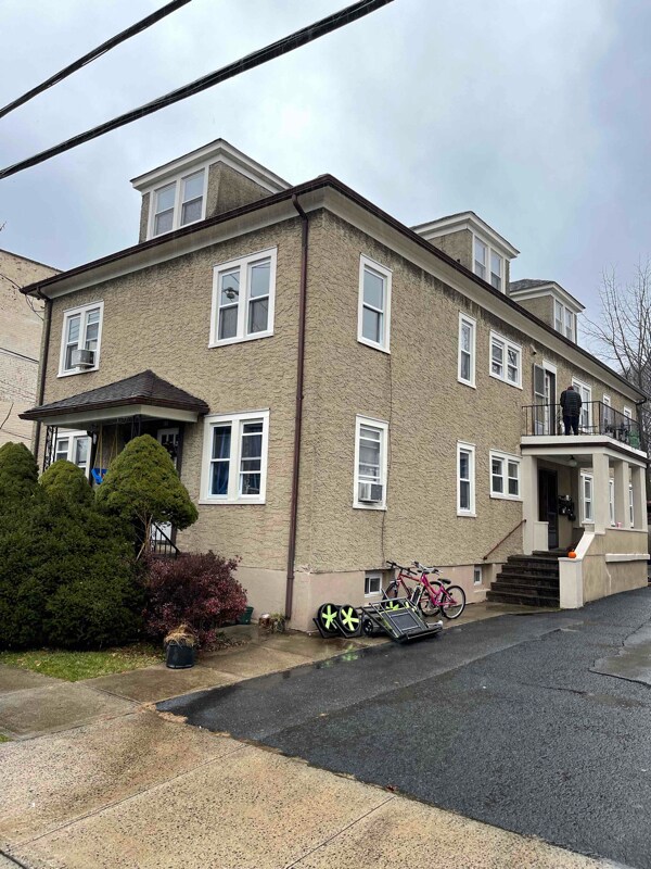 67 Saratoga Ave Unit 1F, Pleasantville, NY 10570 Room for Rent in