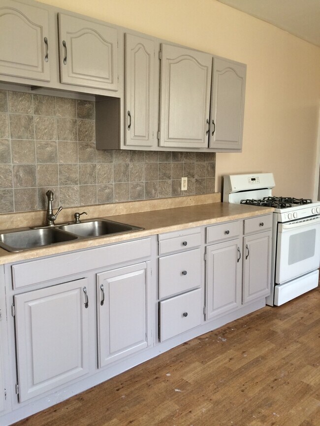 Foto del edificio - Future Rental York City-5 Bedroom 1 Bath H...