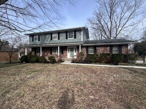 Building Photo - 9505 E Laurens Ln