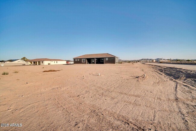 Foto del edificio - 22548 W Huntington Dr