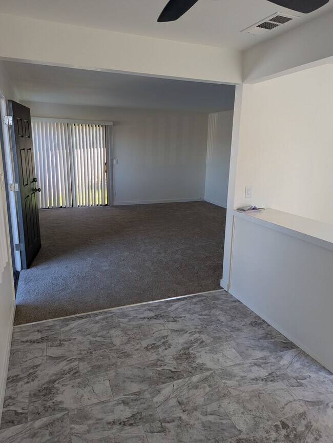 Building Photo - Single Level 3 Bed/2 Bath in El Cajon