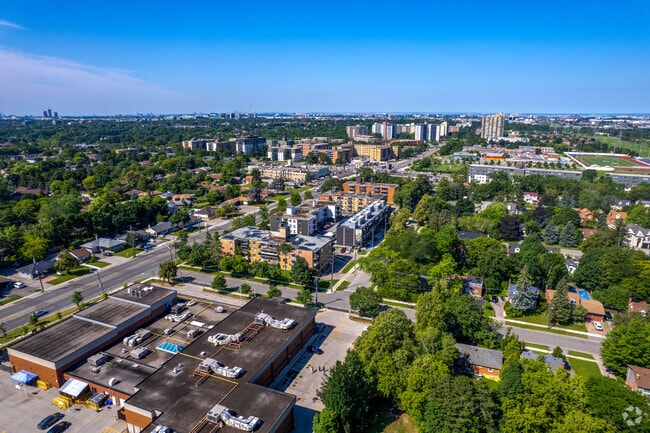 Photo aérienne - 286 Finch Avenue W