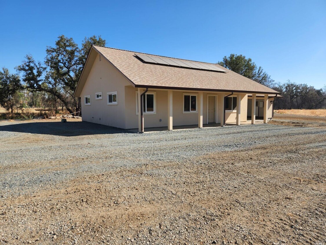 Primary Photo - 8256 Quail Canyon Rd