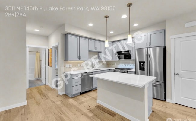 Building Photo - 3511 NE 146th Pl