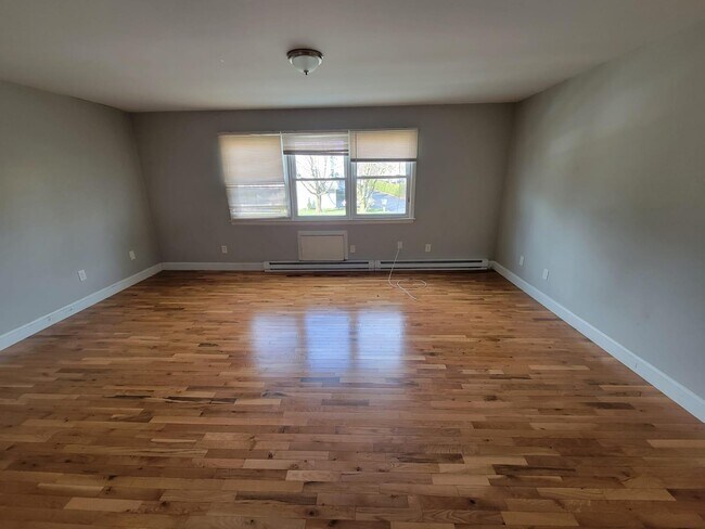Building Photo - 156 Bull Hill Ln