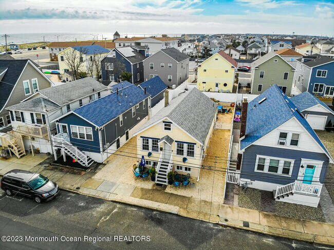 Foto del edificio - 23 Farragut Ave