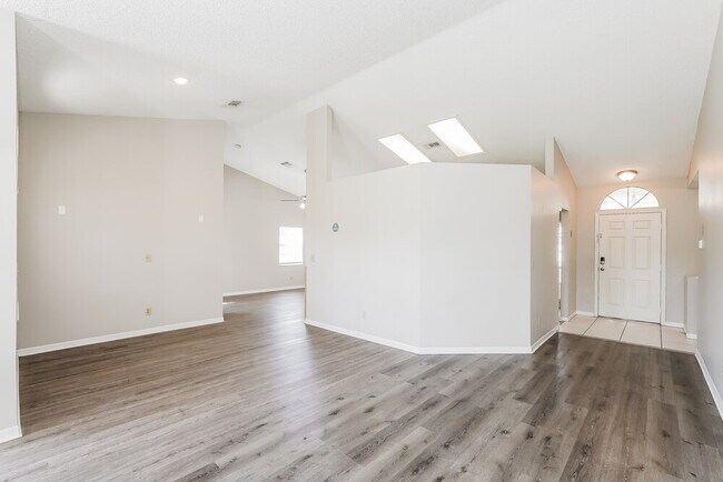 Building Photo - 8906 Whistler Way
