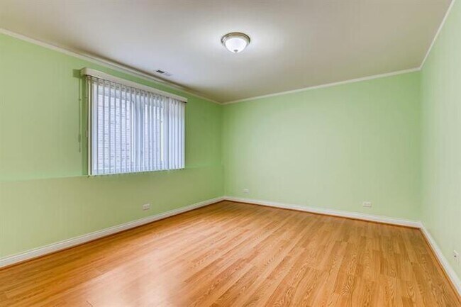 Foto del edificio - 8629 S McVicker Ave, Burbank, IL, 60638