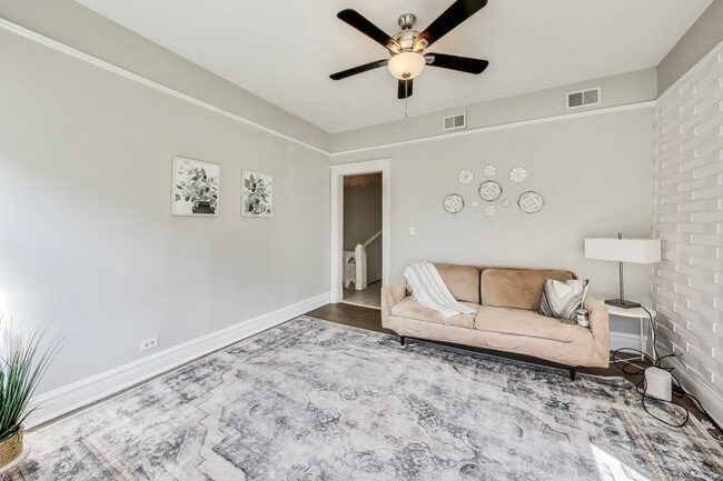 Building Photo - 5169 S Michigan Ave