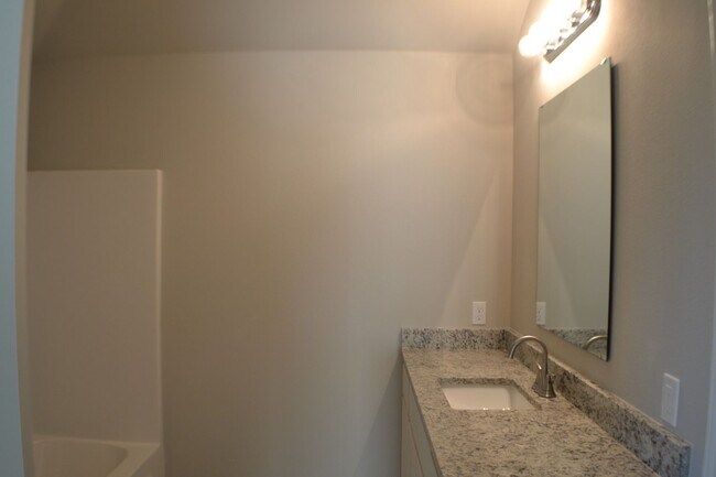 Foto del edificio - 3 bed 2 bath House for Lease in Sherman