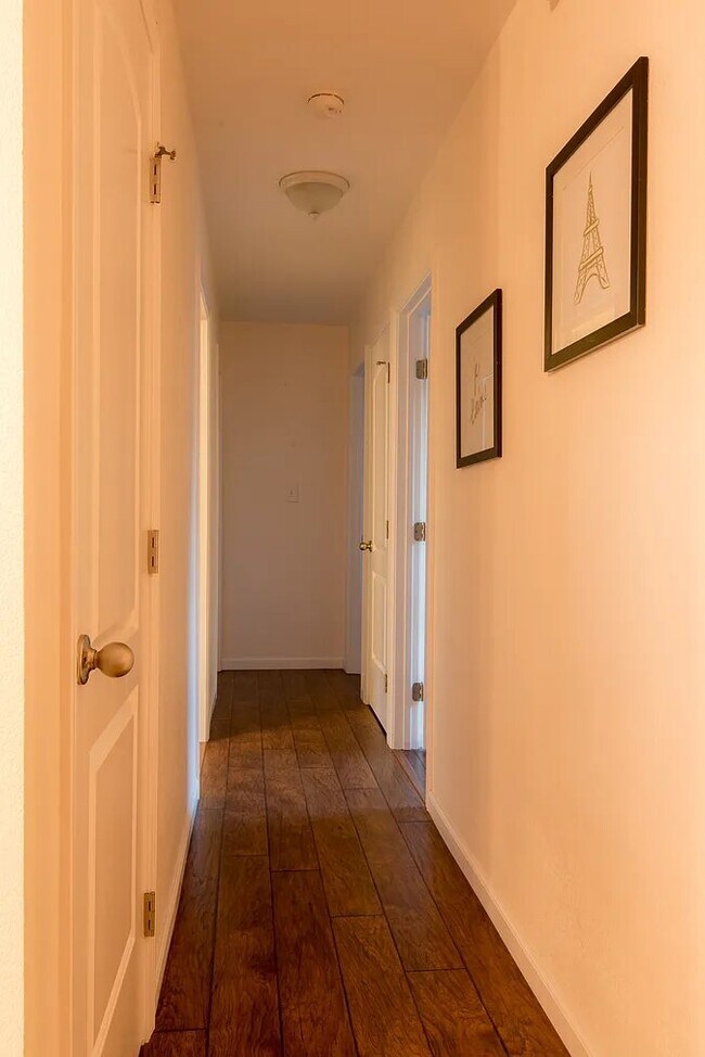 Foto del edificio - 4364 Mowry Ave