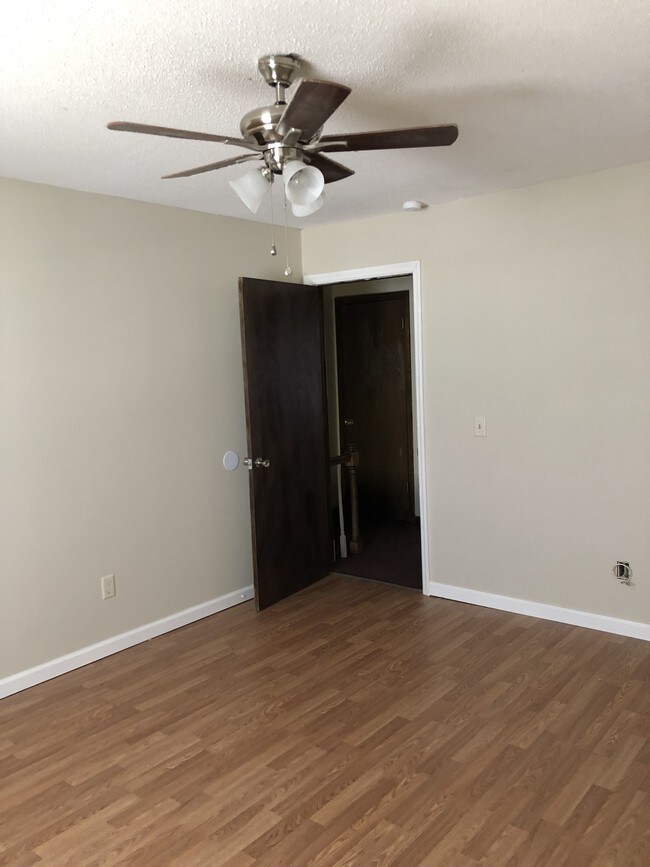 Foto del edificio - 4147 Willard Dr.
