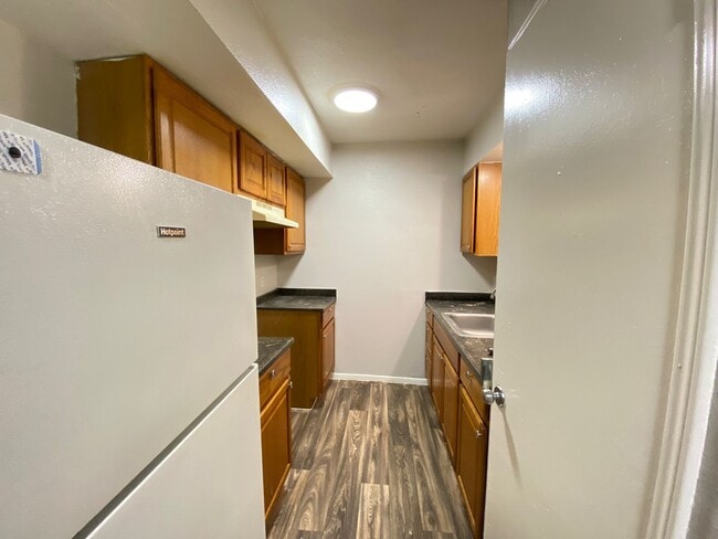 Building Photo - 1004 Allena Dr