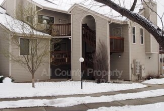 Building Photo - 5550 Stonewall Pl