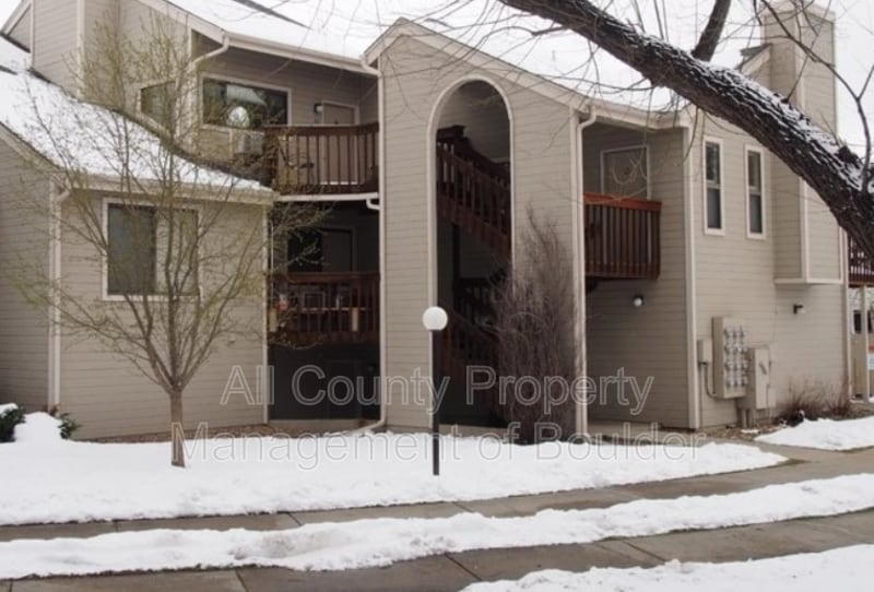 Primary Photo - 5550 Stonewall Pl