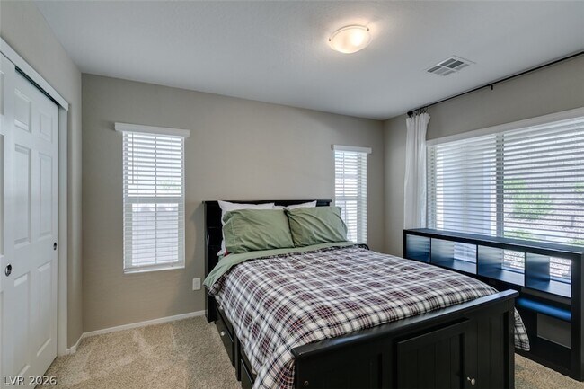 Foto del edificio - 11940 Tomales Bay St