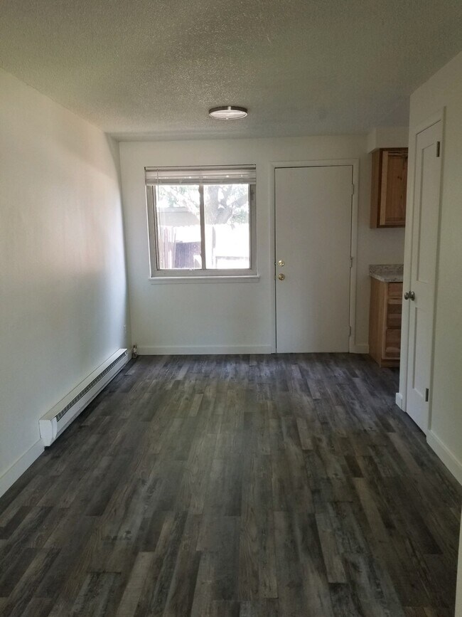 Dining room - 475 White Cloud Dr