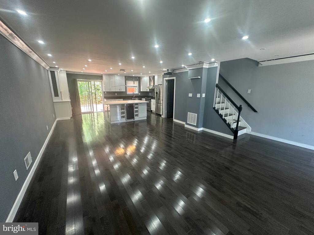Building Photo - 1259 Kirby Cir