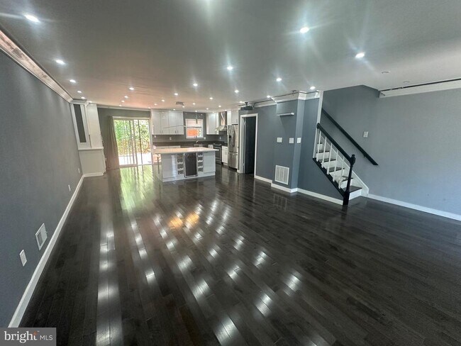 Foto del edificio - 1259 Kirby Cir