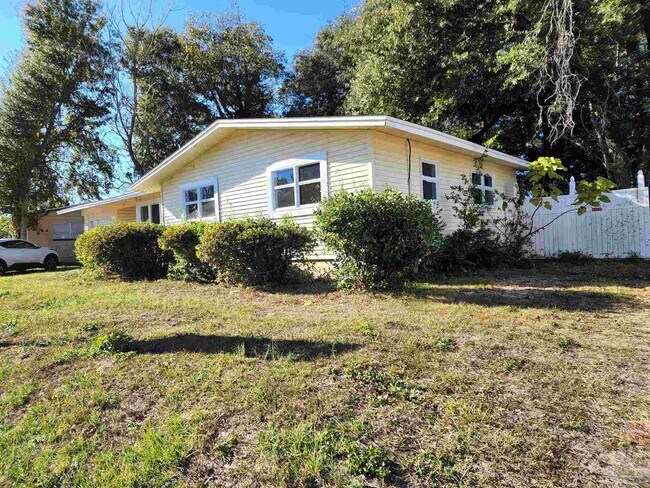 Building Photo - 3052 Creighton Rd