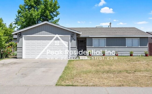 Updated 4bd/2ba North Sacramento Home with 2 Car Garage - Updated 4bd/2ba North Sacramento Home with 2 Car Garage